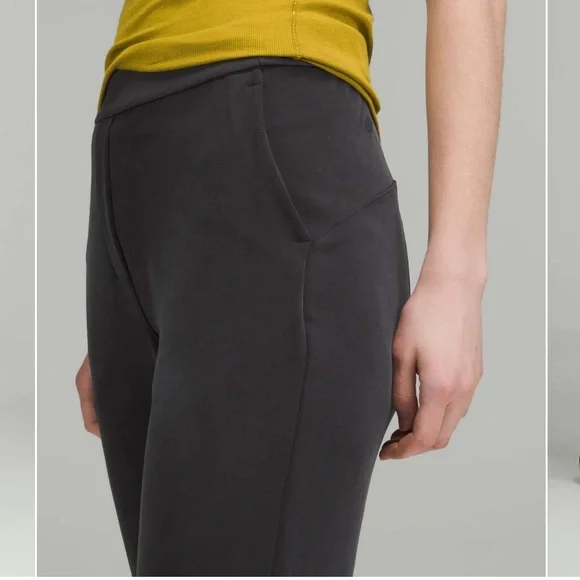 Lululemon Softstreme Relaxed High-Rise Pant Black Size 4 - Picture 3 of 13